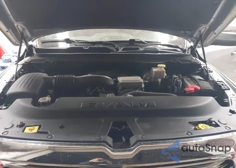 2023 Ram 1500 Laramie 4X4 5'7 Box z USA, uszkodzony, nr VIN 1C6SRFJT8PN673519